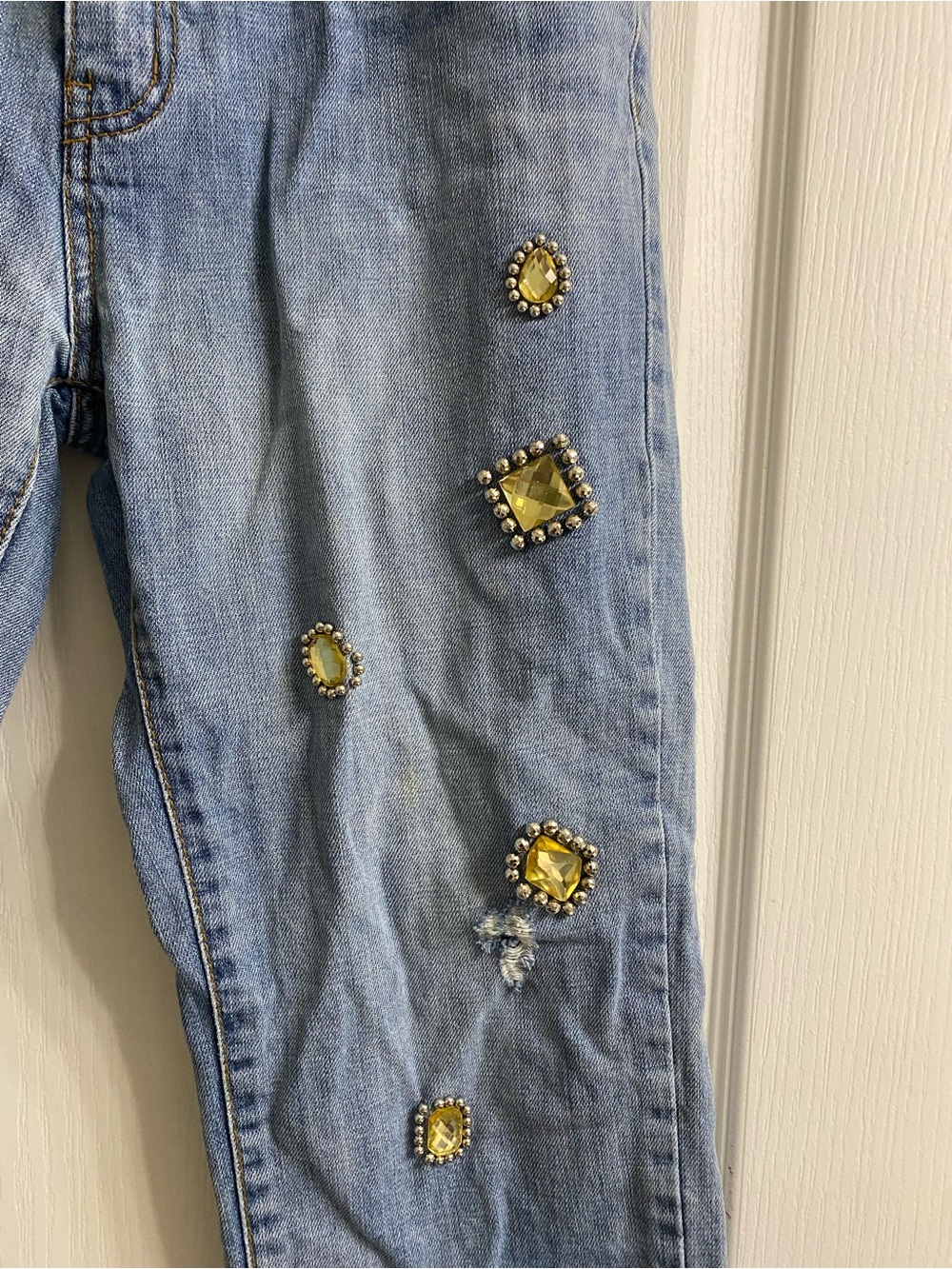 By Flow Korea Amber Jeweled Statement Distressed Ankle Y2K Whimsigoth Jeans Sz M - Picture 8 of 15